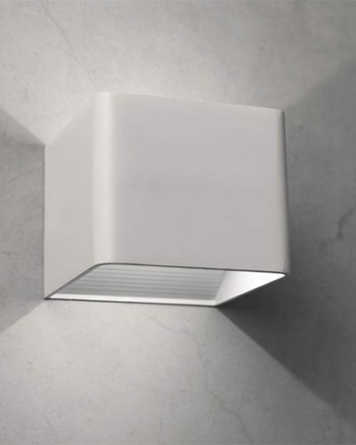 Aplique Pared 2x3W 100×100 – Iluminacion Lumi